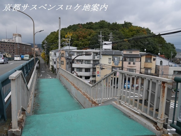 跨線道路橋