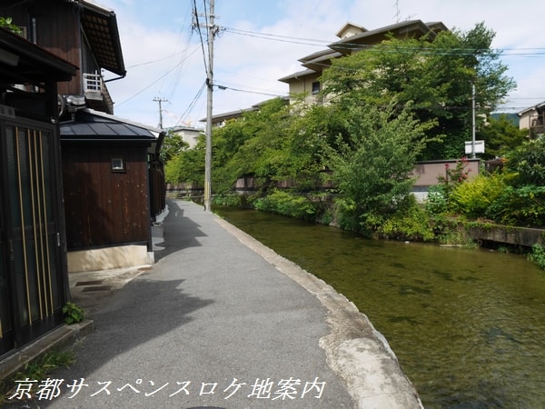 白川分水前の小道