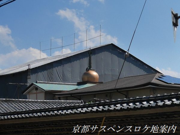 金色の仏塔